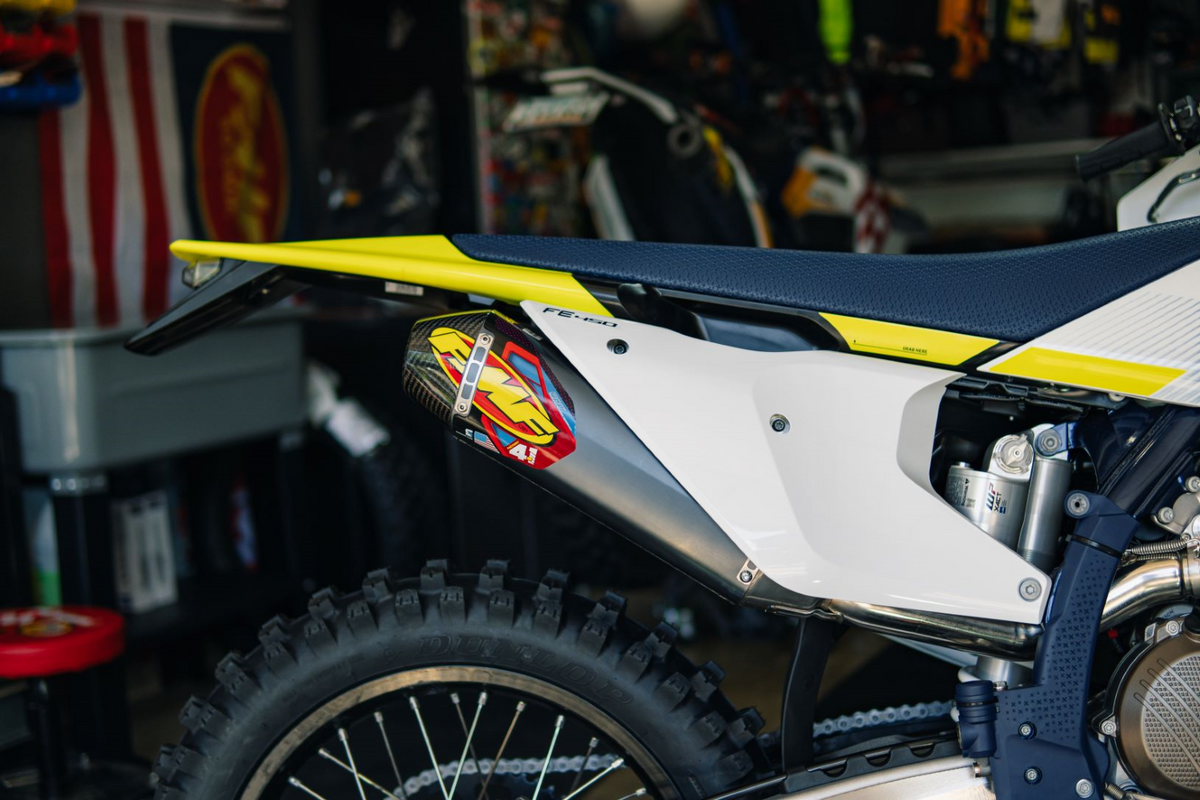 FACTORY 4.1 RCT STAINLESS SL (SLIP-ON) W/ CARBON END CAP 042291 FACTORY 4.1 RCT STAINLESS SL (SLIP-ON) W/ CARBON END CAP 042291